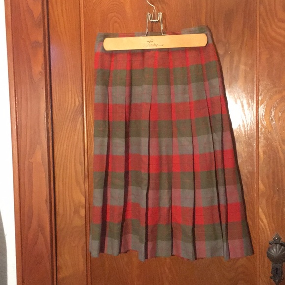 VINTAGE Plaid Skirt - Picture 3 of 4